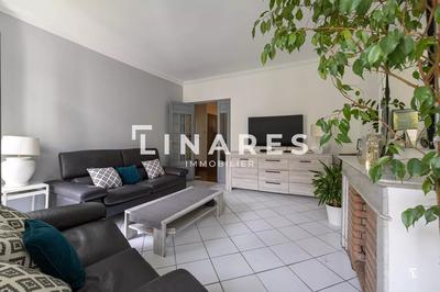 Appartement - 100 m² - 4 pièces