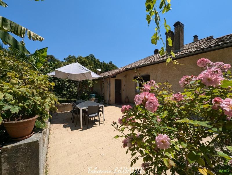 Villa - 180 m² - 7 pièces