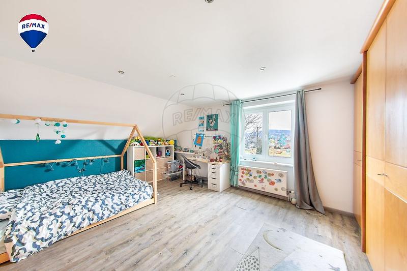 Maison - 173 m² - 7 pièces