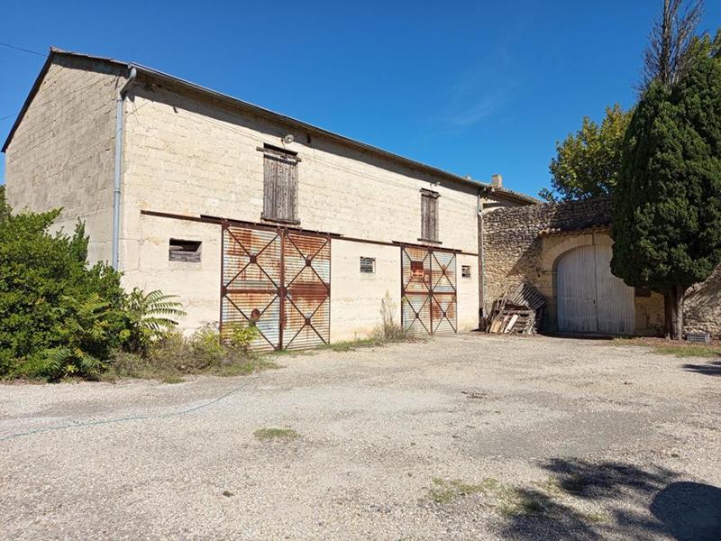 Corps de ferme - 370 m² - 10 pièces