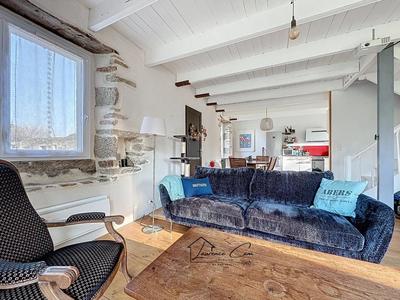 Maison - 184 m² - 6 pièces