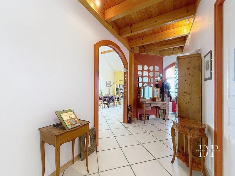 Maison - 222 m² - 5 pièces