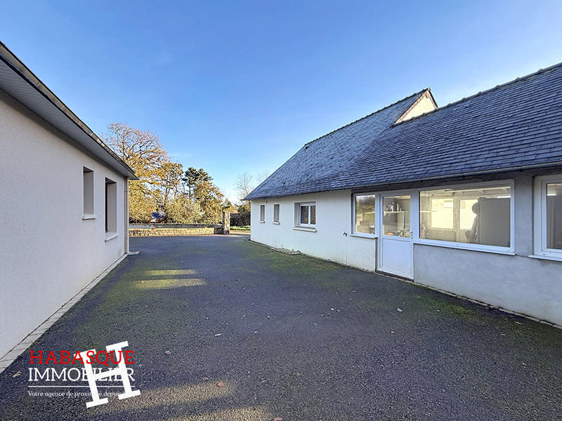 Maison - 132 m² - 9 pièces