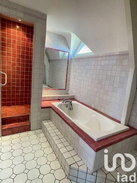 Maison - 141 m² - 5 pièces