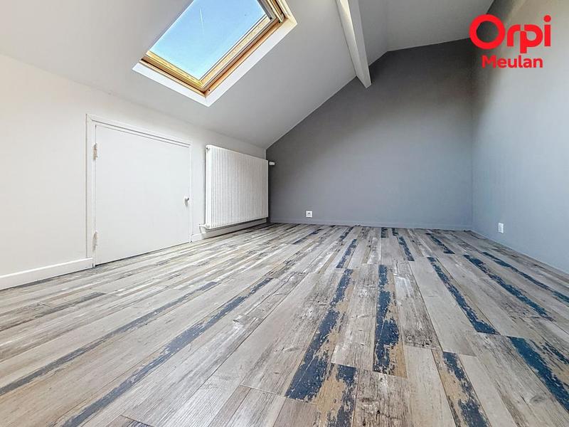 Maison - 143 m² - 8 pièces