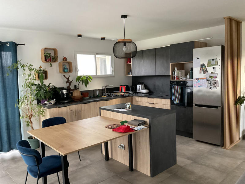 Maison - 100 m² - 4 pièces