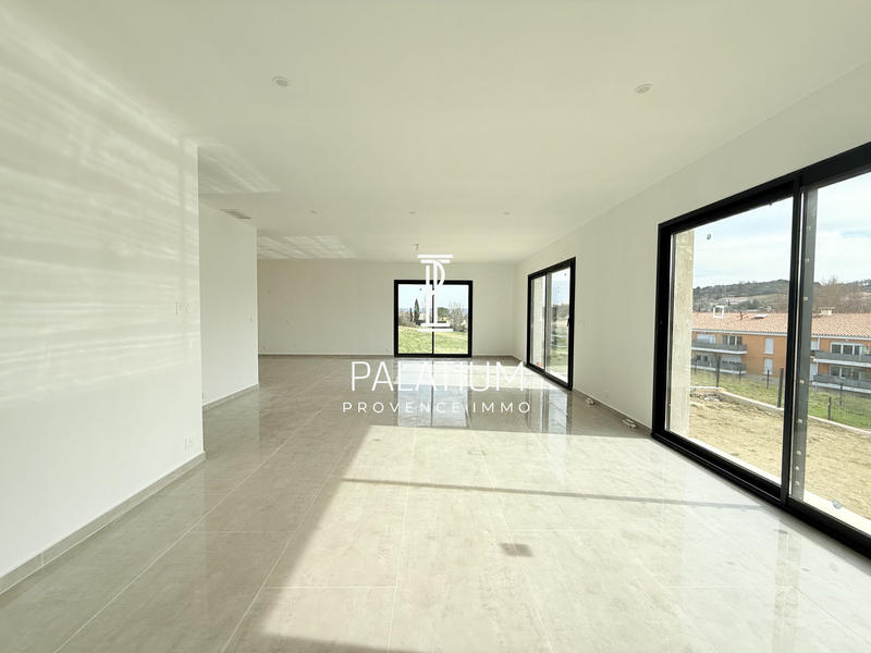 Maison - 140 m² - 7 pièces