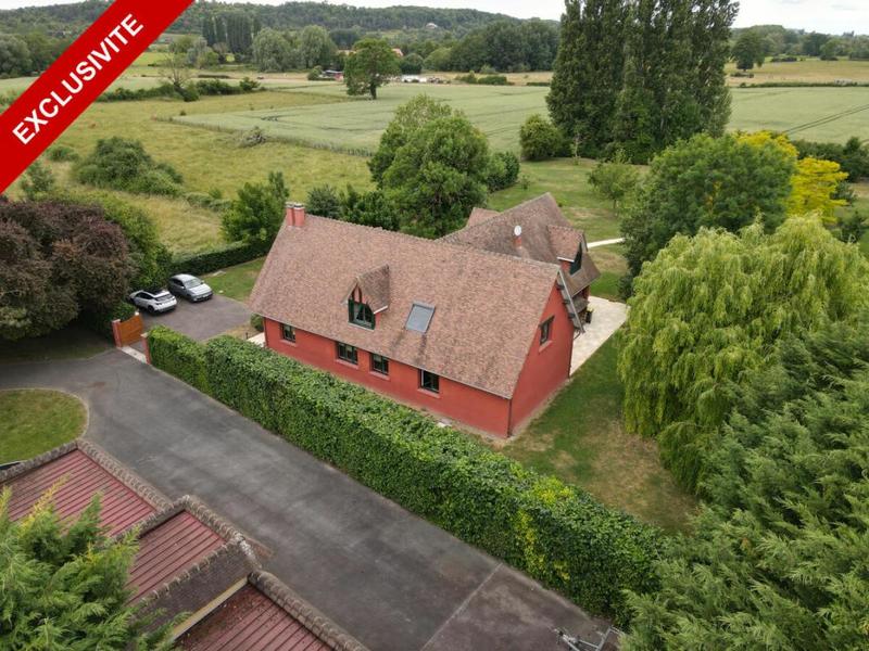 Maison - 332 m² - 9 pièces