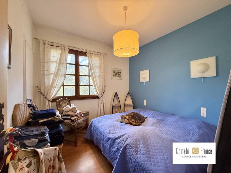 Villa - 177 m² - 6 pièces