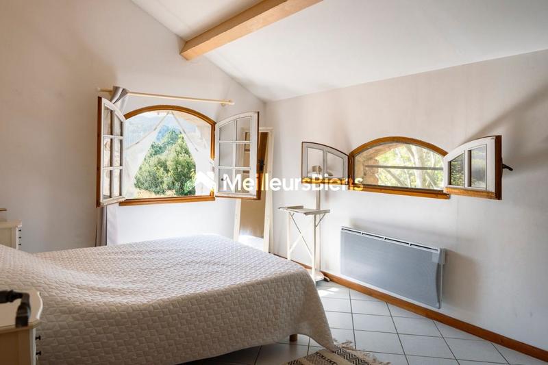 Maison - 204 m² - 8 pièces