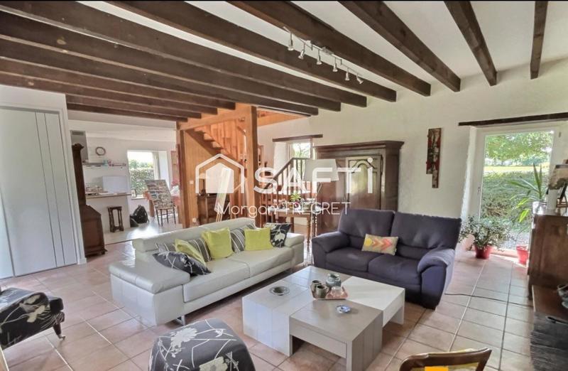 Maison - 151 m² - 7 pièces