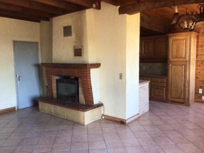 Maison - 305 m² - 12 pièces