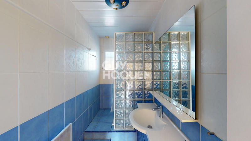 Maison - 185 m² - 5 pièces