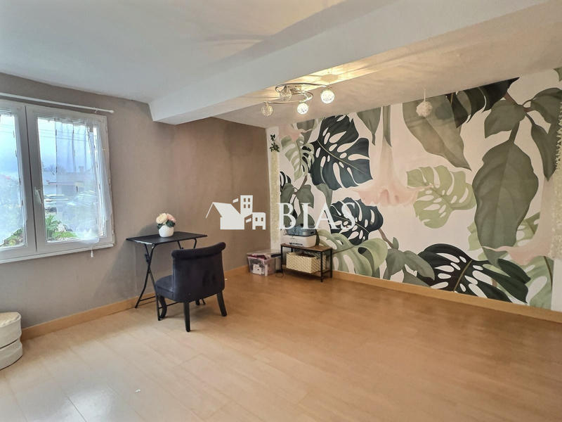 Maison - 105 m² - 5 pièces