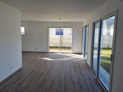 Maison - 99 m² - 4 pièces