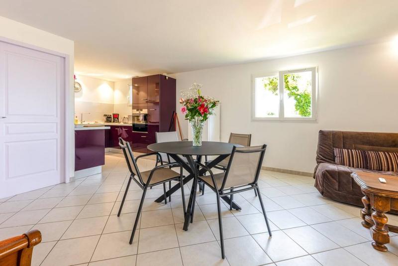 Maison - 300 m² - 7 pièces