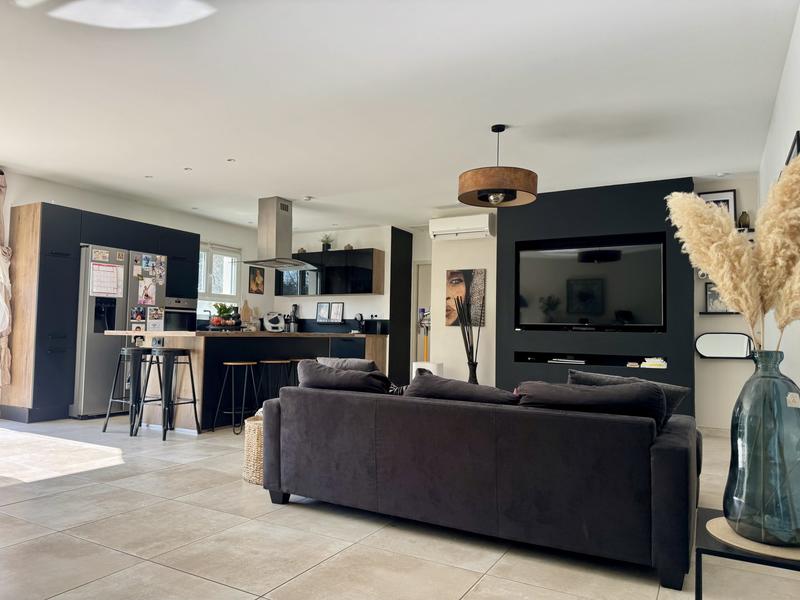 Maison - 103 m² - 6 pièces