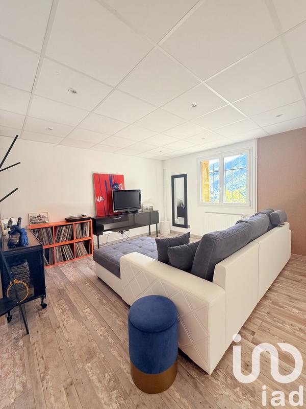 Maison - 136 m² - 5 pièces