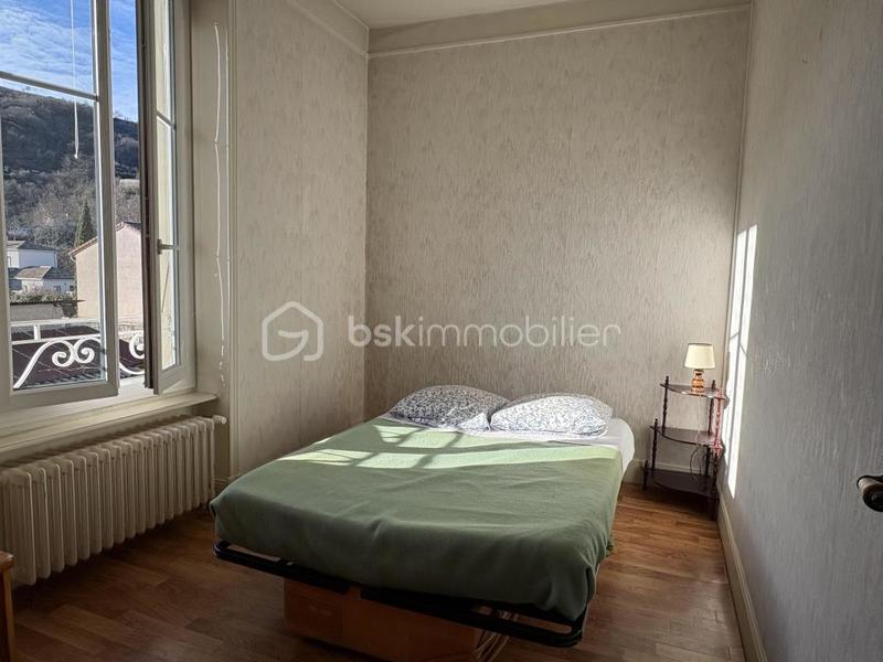 Maison - 89 m² - 5 pièces