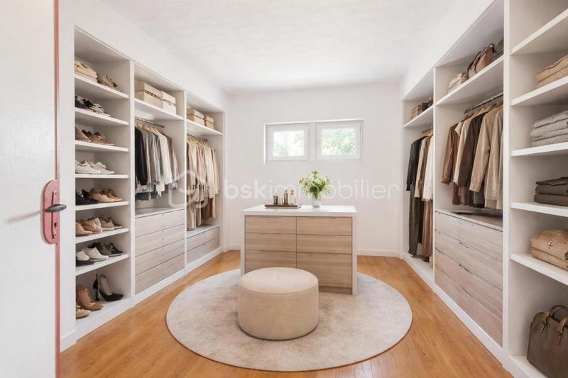 Maison de ville - 226 m² - 6 pièces