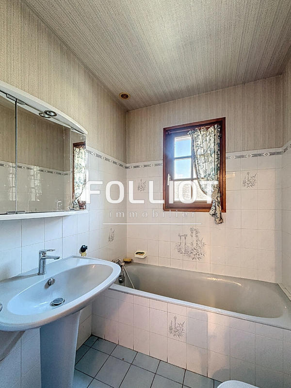 Maison - 82 m² - 5 pièces