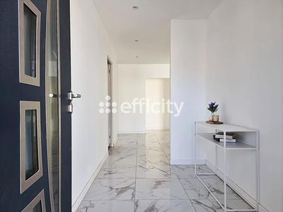 Pavillon - 90 m² - 4 pièces