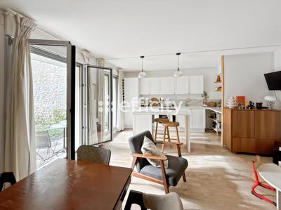 Appartement - 82 m² - 4 pièces