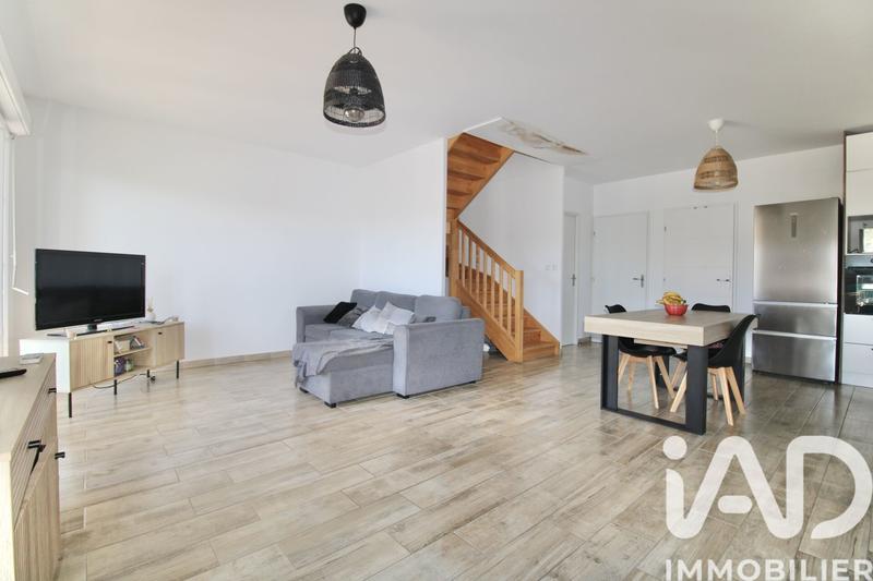 Maison - 93 m² - 4 pièces