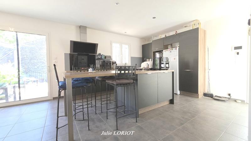 Maison - 91 m² - 4 pièces
