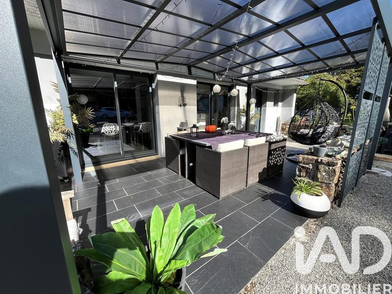 Maison - 105 m² - 4 pièces