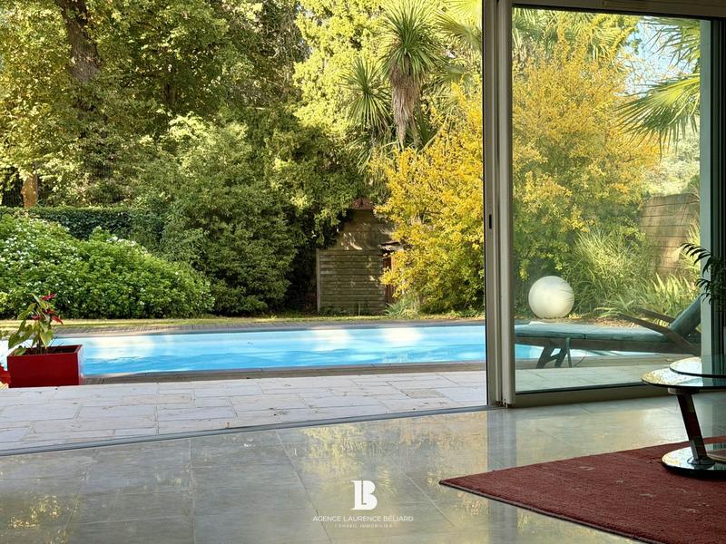 Maison - 192 m² - 6 pièces