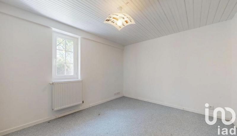 Maison - 235 m² - 7 pièces