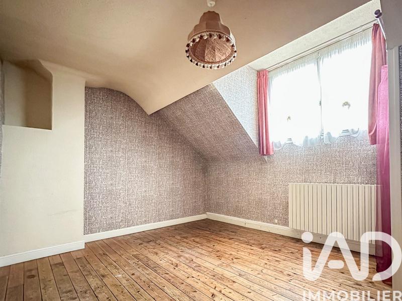 Maison de ville - 212 m² - 7 pièces