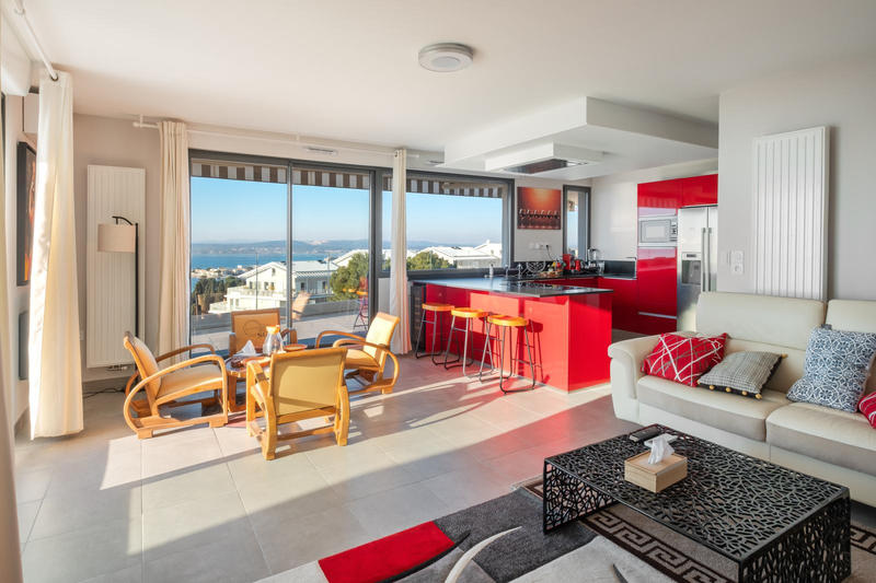 Appartement - 90 m² - 4 pièces