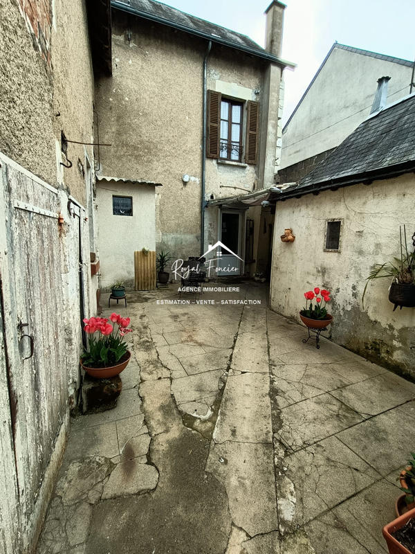 Maison ancienne - 102 m² - 4 pièces