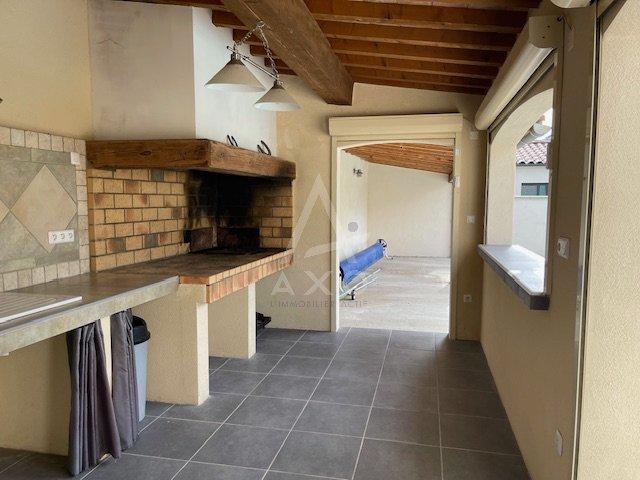 Villa - 145 m² - 6 pièces