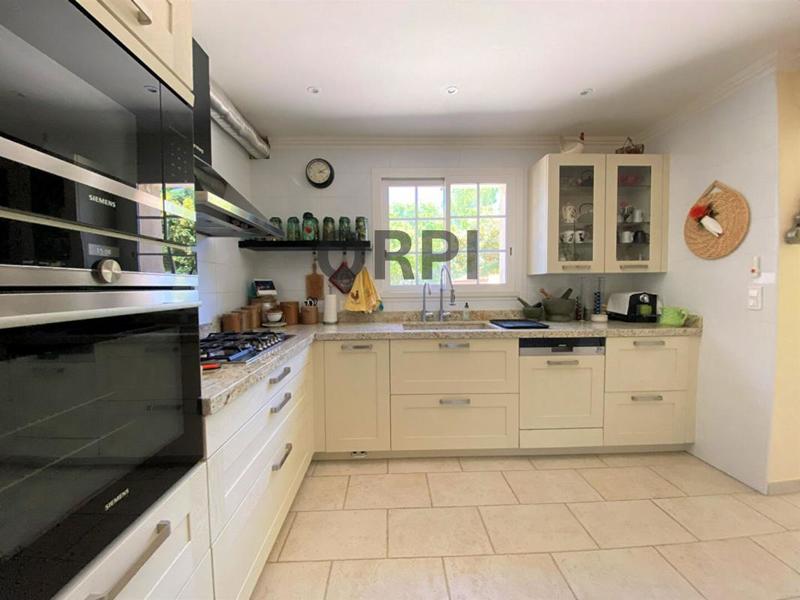 Villa - 170 m² - 4 pièces