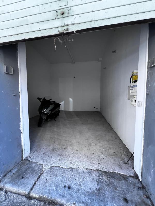 Immeuble - 203 m² - 2 pièces