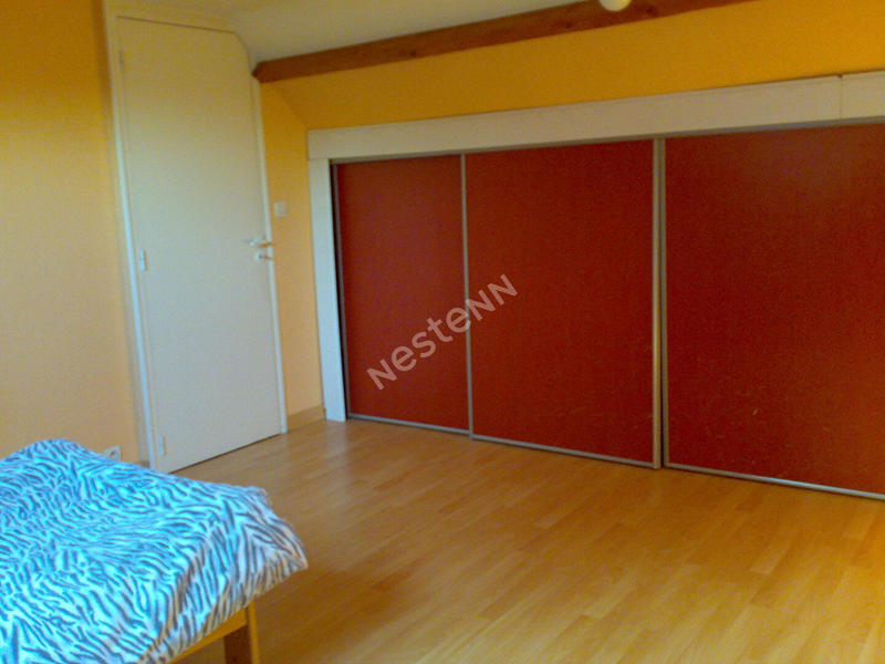 Local commercial - 150 m² - 5 pièces