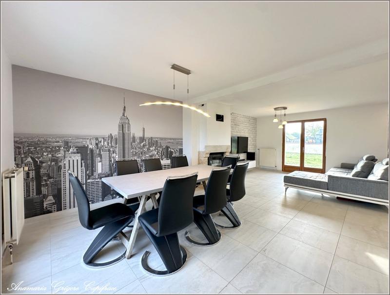 Maison - 145 m² - 7 pièces