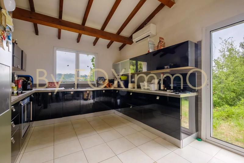 Villa - 153 m² - 6 pièces