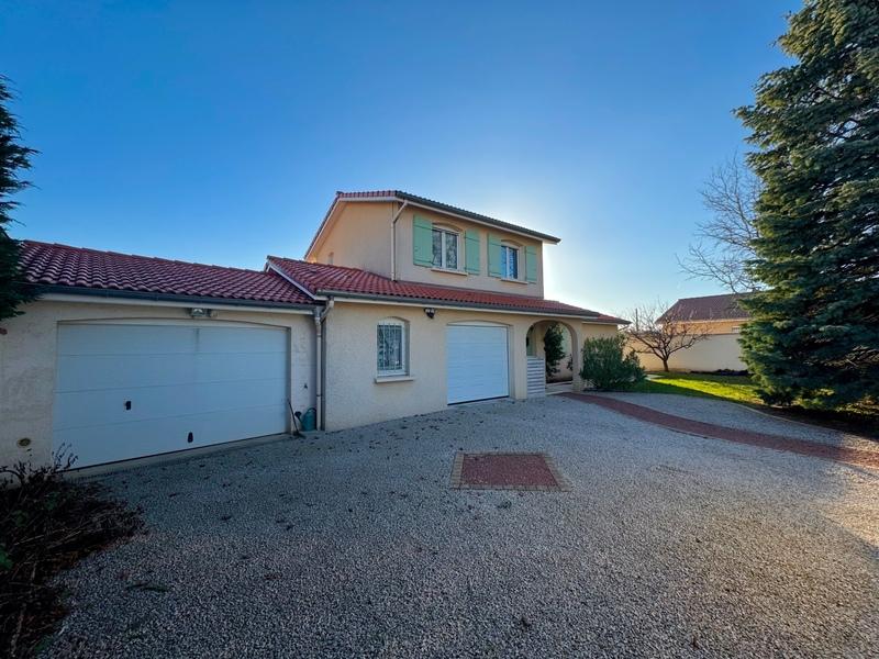 Maison - 150 m² - 6 pièces