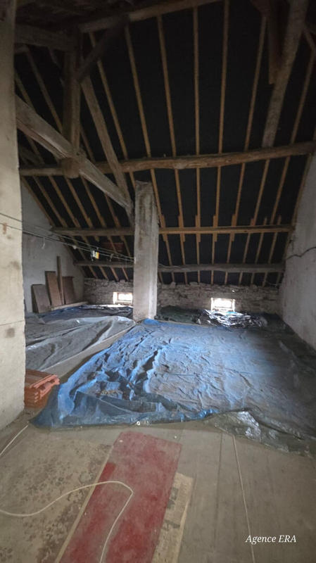 Maison - 142 m² - 7 pièces