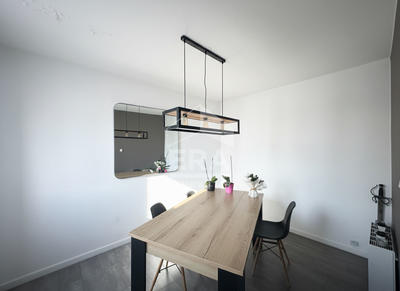 Appartement - 75 m² - 3 pièces