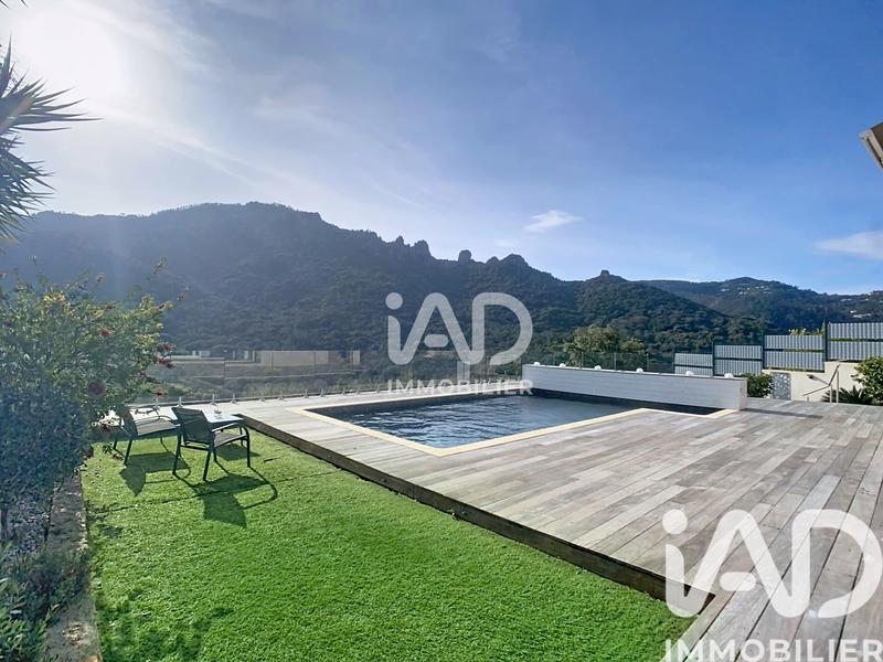 Maison - 130 m² - 5 pièces