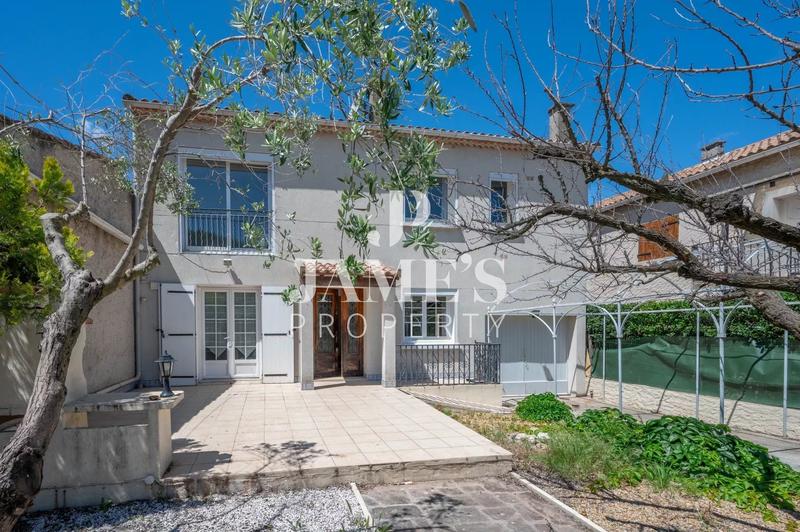 Maison - 122 m² - 5 pièces