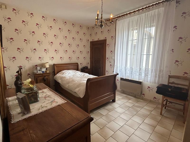 Maison ancienne - 189 m² - 10 pièces