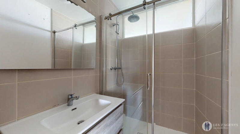 Appartement - 76 m² - 4 pièces