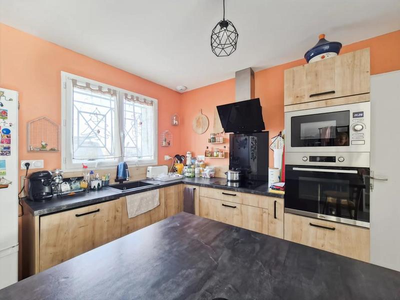 Maison - 81 m² - 4 pièces