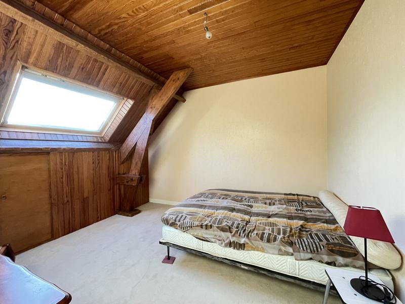 Maison traditionnelle - 160 m² - 8 pièces